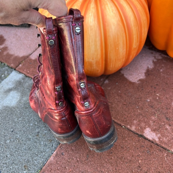 Super fun boots - Picture 4 of 8